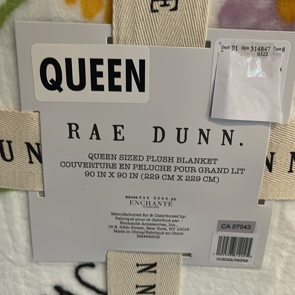 Rae Dunn - HOME SWEET HOME - queen blanket - Picture 2 of 3
